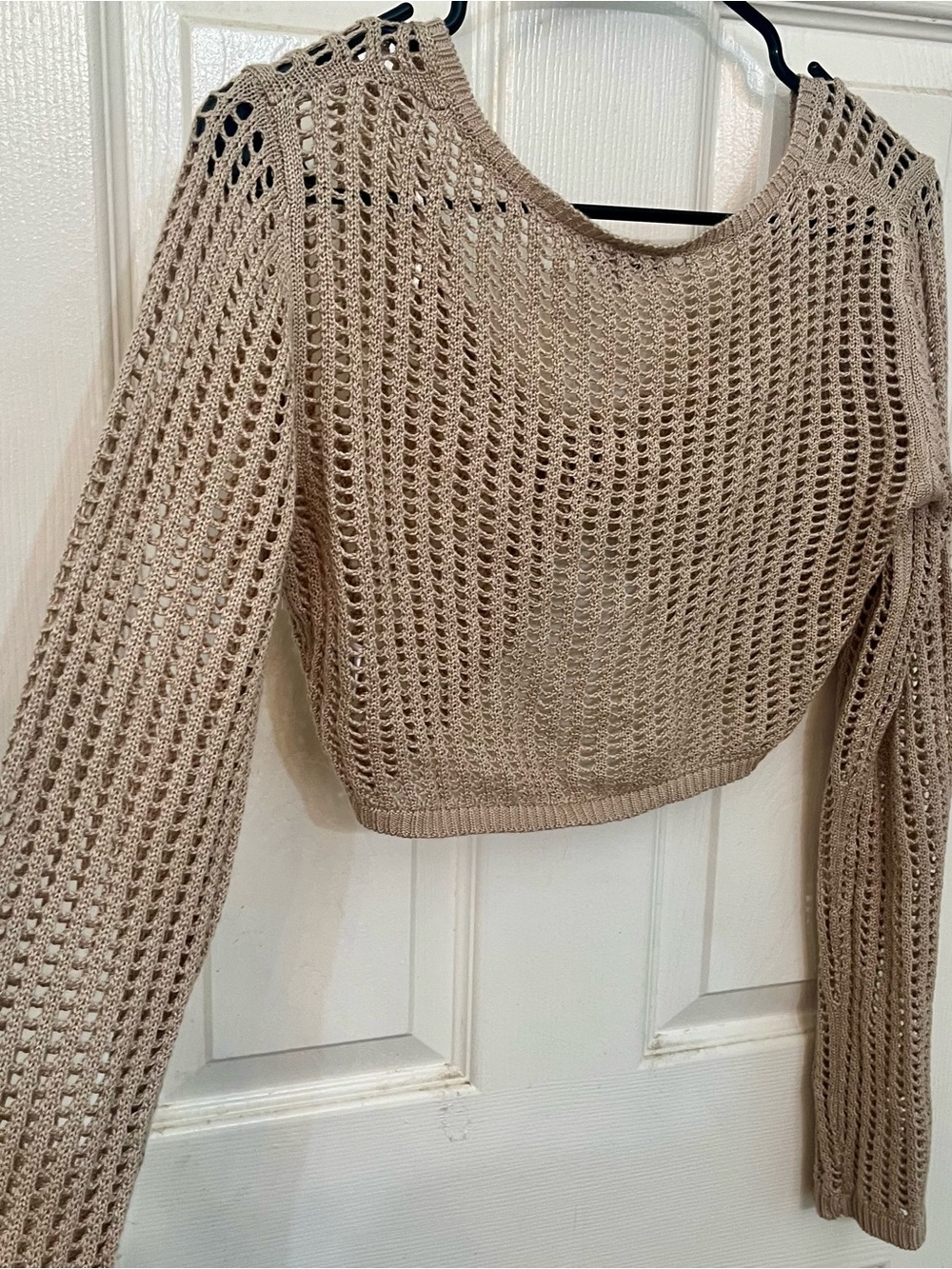 Love Tree Open Crochet Knit Crop Sweater Wrap Front Tan Size M PreLoved - Picture 2 of 7
